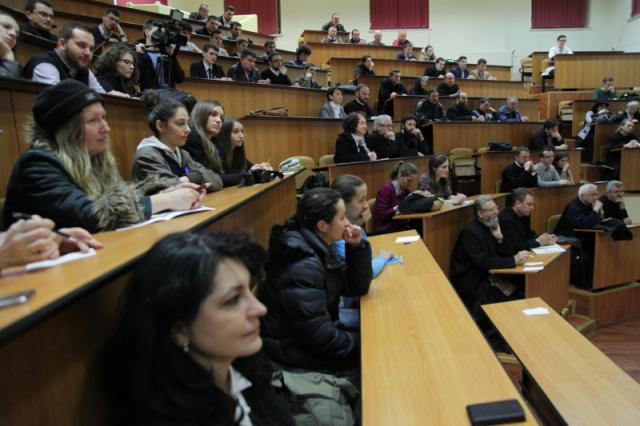 IPS Laurenţiu a conferentiat studenţilor din Sibiu