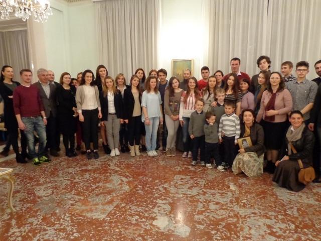 Tinerii Nepsis în vizită la Ambasada României de la Roma