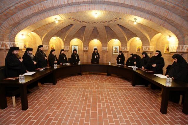 Astăzi au avut loc lucrările Consiliului Consultativ al stareţilor şi stareţelor din Episcopia Ortodoxă a Maramureşului şi Sătmarului