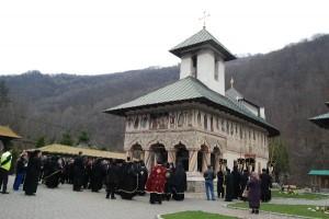 Slujbă de prohodire în Lavra Sfântului Irodion de la Lainici: monahul Serghie a trecut la Domnul