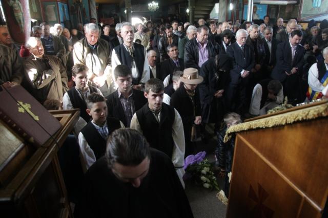 Liturghie arhierească la Sebeşu de Jos