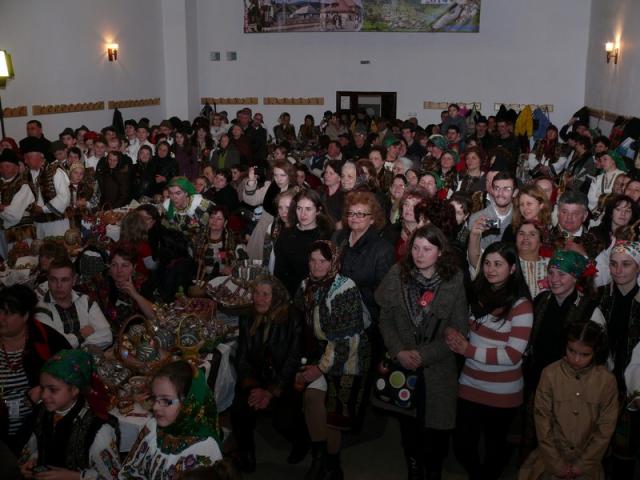 Festival naţional dedicat ouălor încondeiate la Ciocăneşti