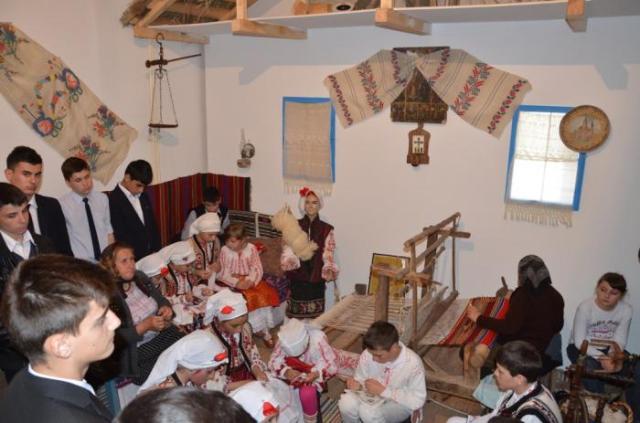 Tradiţii şi obiceiuri la Muzeul Episcopiei Giurgiului
