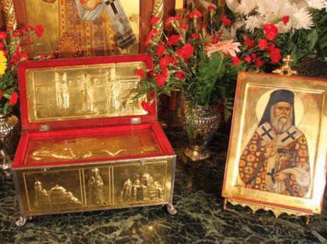 Moaştele Sfântului Nectarie din Eghina vor fi aduse în Episcopia Devei şi Hunedoarei în Săptămâna Luminată