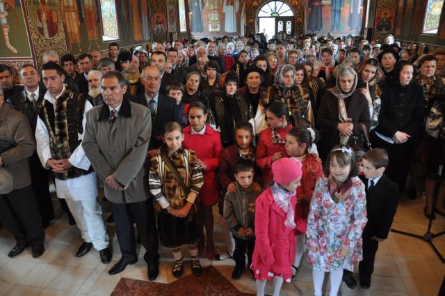 Izvorul Tămăduirii la poalele Rarăului