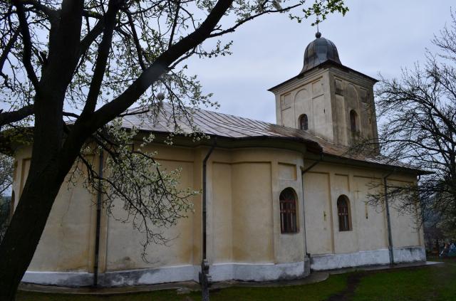 Deniile oficiate de IPS Mitropolit Teofan în Săptămâna Pătimirilor