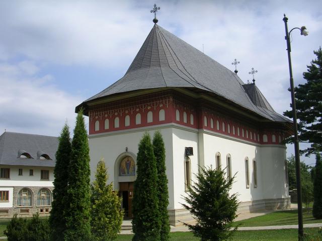 Sfinţirea paraclisului Mănăstirii Popăuţi