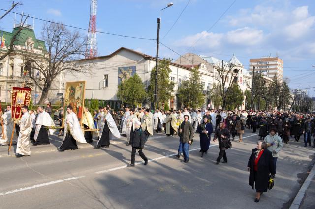 Pelerinajul de Florii în Arhiepiscopia Iaşilor