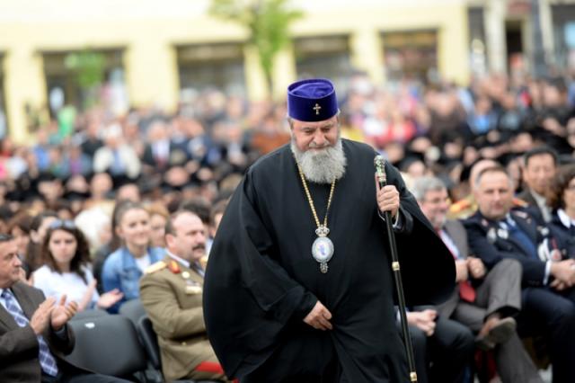 Peste 2000 de studenţi la festivitatea de absolvire de la Sibiu