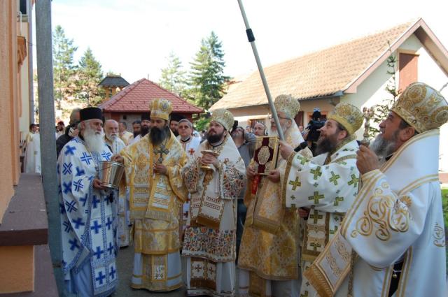 200 de ani de la zidirea bisericii din Sân-Mihai (Lokve) din Serbia (GALERIE FOTO)