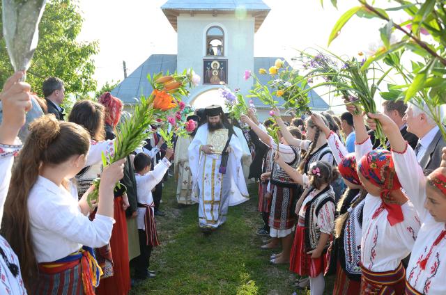Biserica Mănăstirii Şoldana, sfinţită de IPS Părinte Teofan