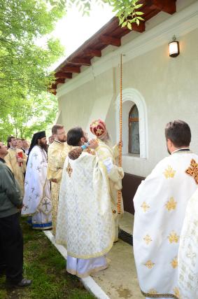 Biserica Mănăstirii Şoldana, sfinţită de IPS Părinte Teofan