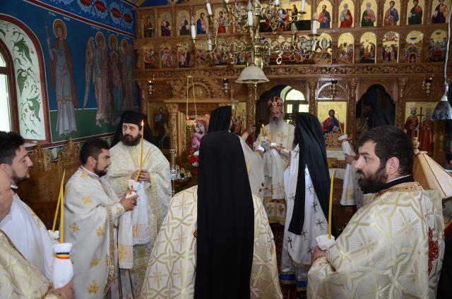 Biserica Mănăstirii Şoldana, sfinţită de IPS Părinte Teofan