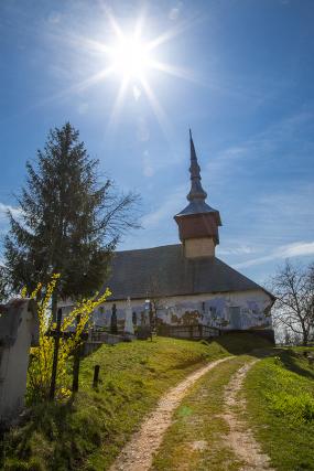Bisericile de lemn din Transilvania şi Oltenia printre cele mai periclitate 7 monumente din Europa