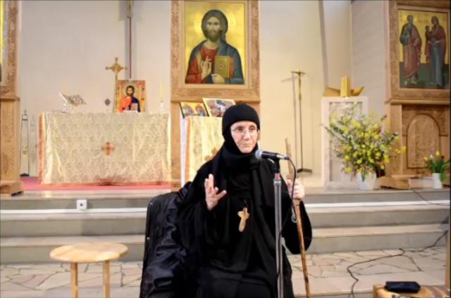 (Video) Maica Siluana Vlad – Conferința "Cum ne învață Biserica să fim vii"