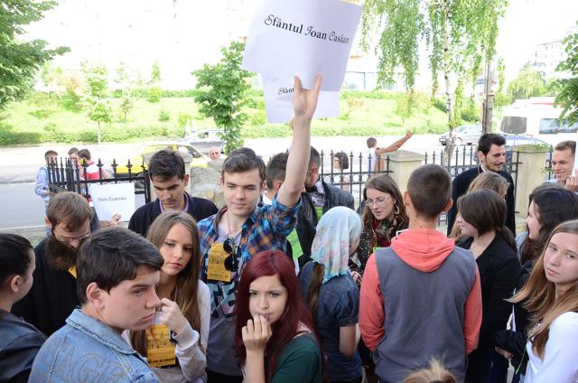 300 de elevi, la întâlnirea „Tânărul ieşean” (GALERIE FOTO)