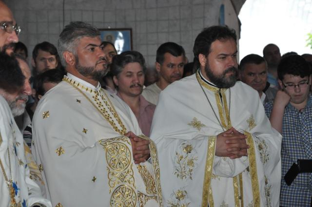 Moment aniversar în Parohia „Sfântul Iulian“ din Iaşi (GALERIE FOTO)