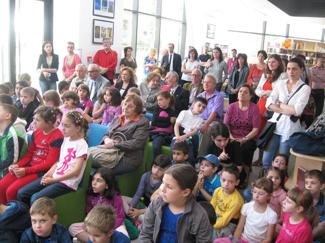 Lansarea cărţii Pasărea fericirii în cadrul evenimentului „O carte cât o întreagă aventură!“