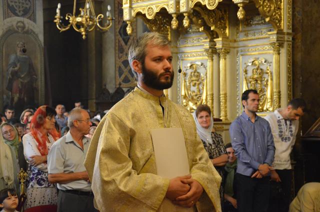 Sfânta Liturghie şi Vecernia plecării genunchilor, oficiate de IPS Părinte Teofan la Catedrala mitropolitană din Iaşi