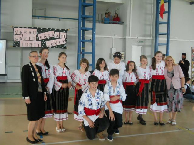 Proiectul educaţional „Vreau să fiu iubit, fără a fi lovit!“, la final