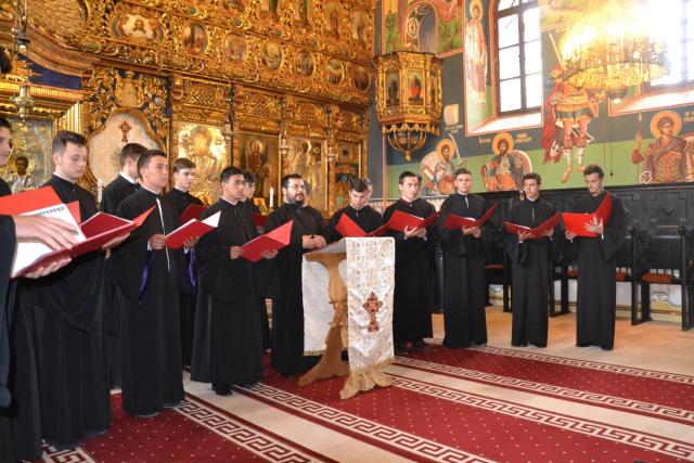 Concurs pe patru secţiuni, în cadrul Festivalului Coral Internaţional pentru Tineret „Gavriil Musicescu“