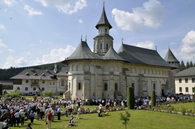 Mănăstirea Putna, la ceas de sărbătoare
