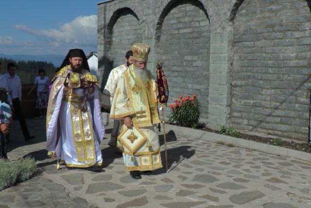 Slujbă arhierească la 1.700 m altitudine