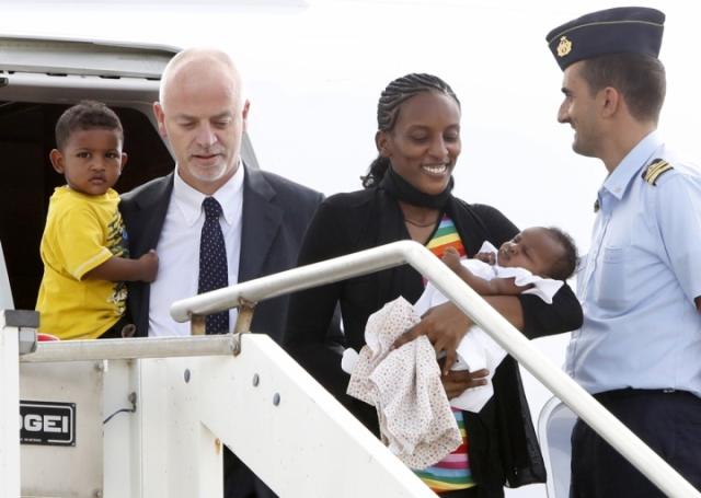 Meriam Ibrahim întâlnește la Roma pe Papa Francisc