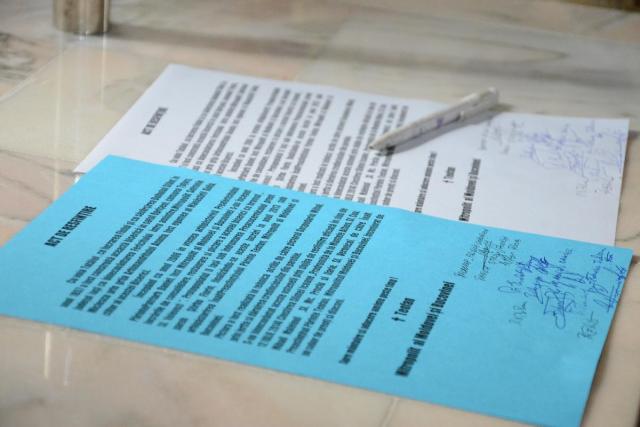 Primele slujbe arhiereşti din istoria Parohiei Oprişeni