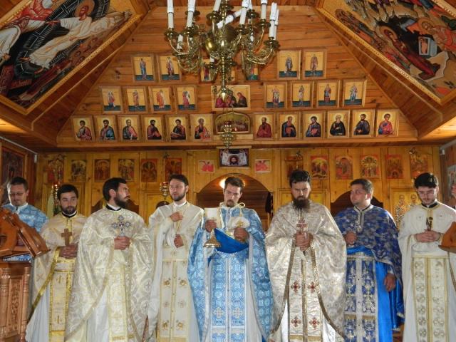 Revederea de 10 ani a promoţiei 1999-2004, la Seminarul Teologic "Mitropolitul Dosoftei" din Suceava