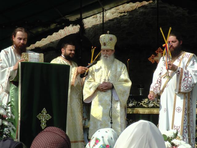 Liturghie arhierească la hramul Mănăstirii Suceviţa