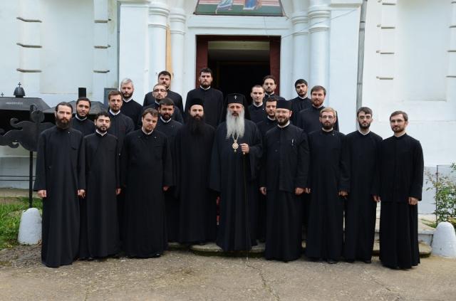 A debutat Atelierul de formare pentru tinerii preoţi hirotoniţi din Arhiepiscopia Iaşilor