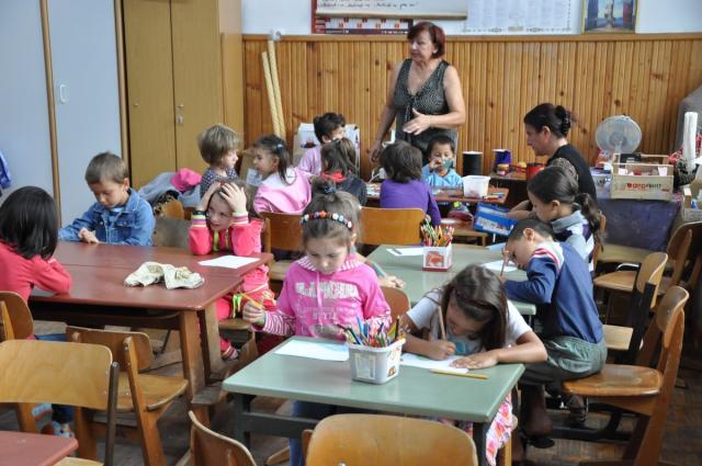 Frumuseţea prieteniei în Tabăra "Aripi de înger" (GALERIE FOTO)