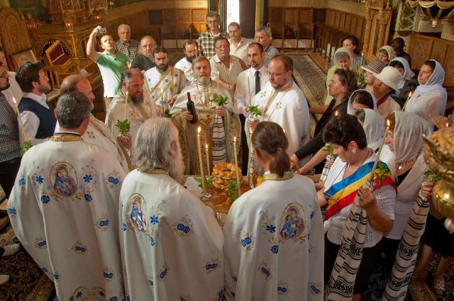 Semicentenarul Mitropolitului Visarion Puiu, la Mănăstirea Neamț și Schitul Vovidenia
