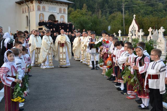 Preoţii Protopopiatului Piatra Neamţ, în conferinţă semestrială de toamnă