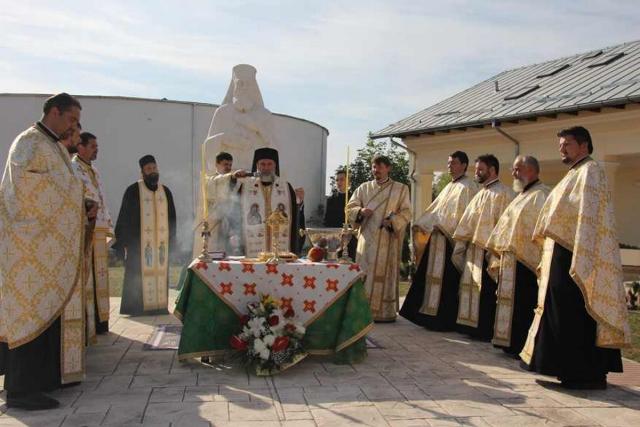 „Sămânţa cuvântului lui Dumnezeu trebuie să rodească în sufletele tinerilor“