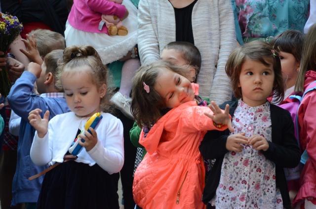 Început de an școlar pentru cei 115 copii ai Grădiniţei „Buna Vestire“ (GALERIE FOTO)