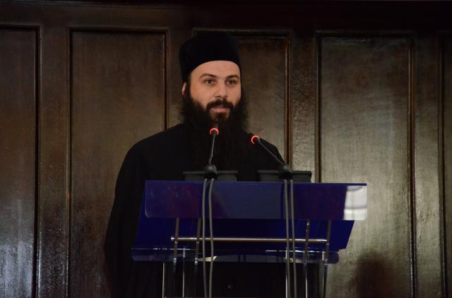 „O educaţie autentică trebuie să se muleze pe un raport inteligent între contingent şi veşnicie”
