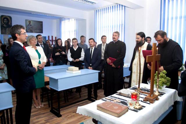 Sfinţire de cabinet de religie, la Liceul Tehnologic „Ion Nistor“ din Vicovu de Sus