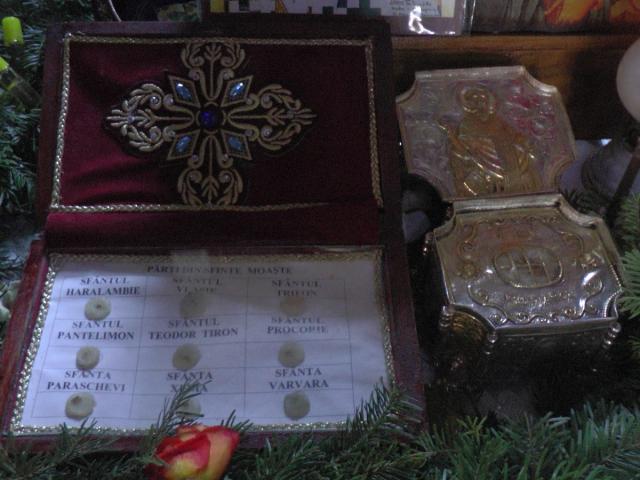 Slujbă arhierească la hramul de toamnă al Mănăstirii Râşca