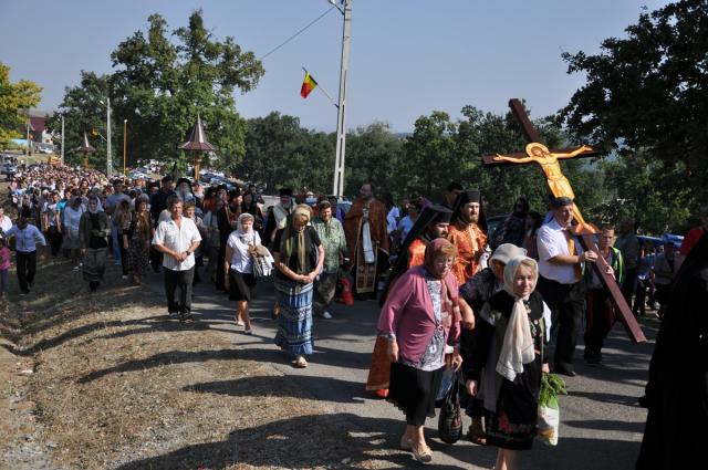 Bucurie duhovnicească pe „Drumul Crucii“ (GALERIE FOTO)