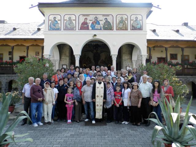 Pelerinaj pentru enoriaşii Parohiei "Sfântul Ilie" din Târgu Neamţ