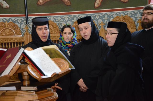 Revederea la 20 de ani a promoţiei 1994 a Seminarului Teologic de la Mănăstirea Neamţ (galerie FOTO)