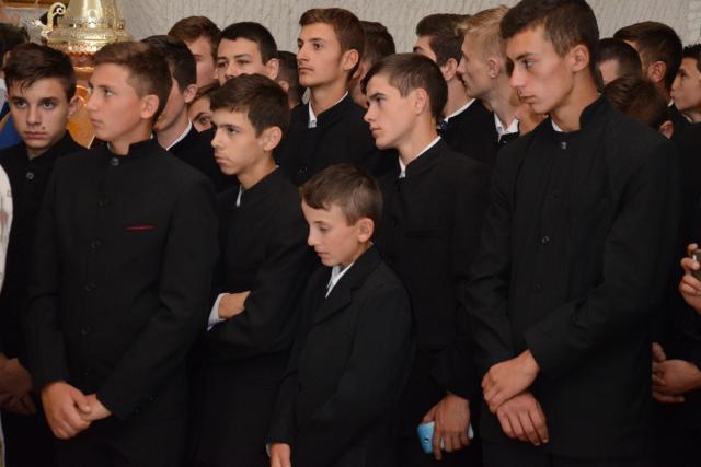 IPS Teofan, la deschiderea noului an şcolar a Seminarului Teologic din Botoşani: „Să fiţi oameni ai lui Dumnezeu“