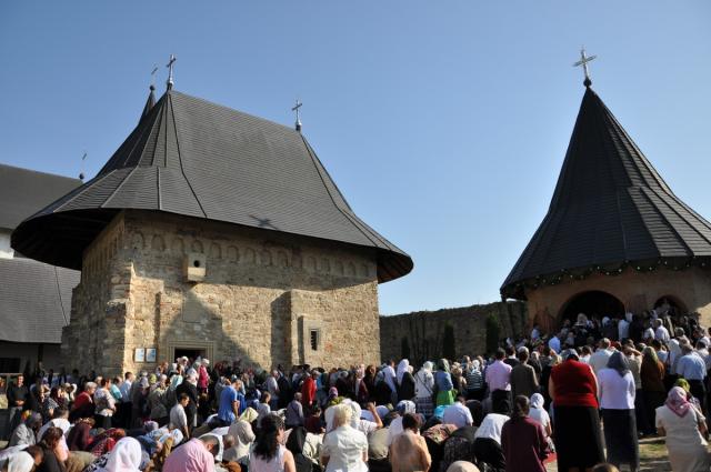 Bucurie duhovnicească pe „Drumul Crucii“ (GALERIE FOTO)
