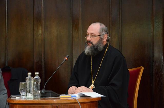 Părintele Andrew Louth: „Creştinismul nu are o limbă sacră“