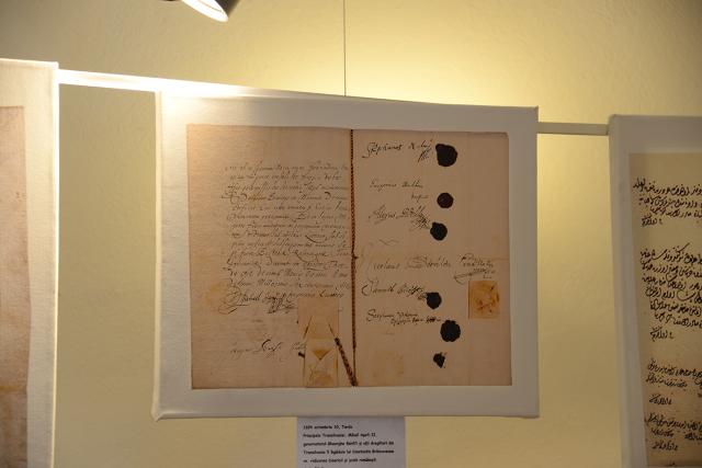 Expoziţie de documente brâncoveneşti, în turnul Goliei