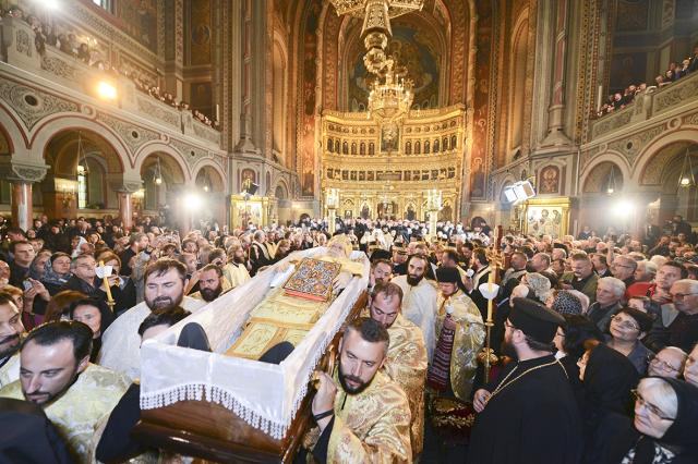 Înaltpreasfinţitul Părinte Mitropolit Nicolae Corneanu a fost înmormântat