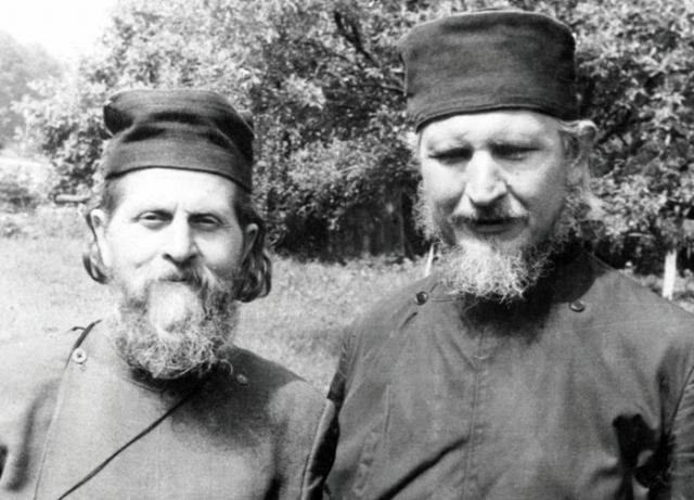 Părintele Serafim Popescu și Părintele Teofil Părăian