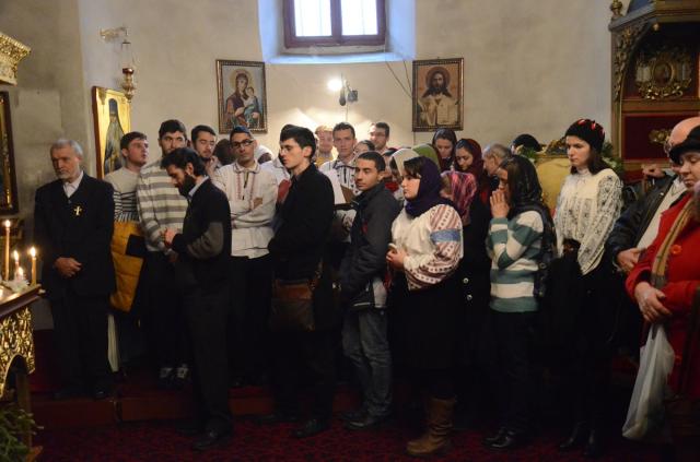 Liturghie arhierească la hramul Bisericii Vovidenia din Iaşi (GALERIE FOTO)